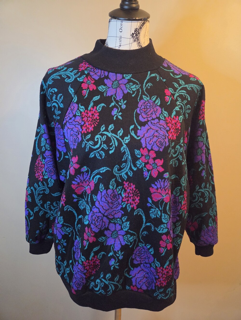 Vintage Cape Cod Womens Floral Sweater Black Purple Teal Pink 80s 90s M L